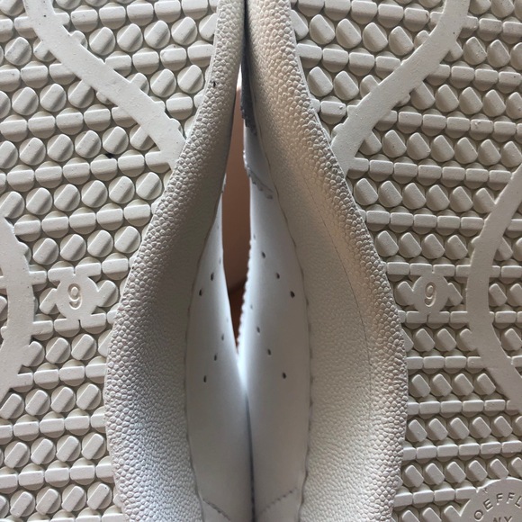 Loeffler Randall Keeley Low Top Sneakers W Size 9 White Grey Beaded Safety Pins - Picture 10 of 16